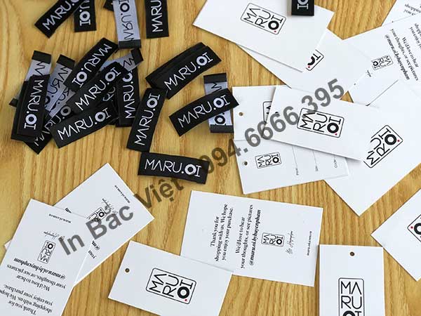 In thẻ treo quần áo